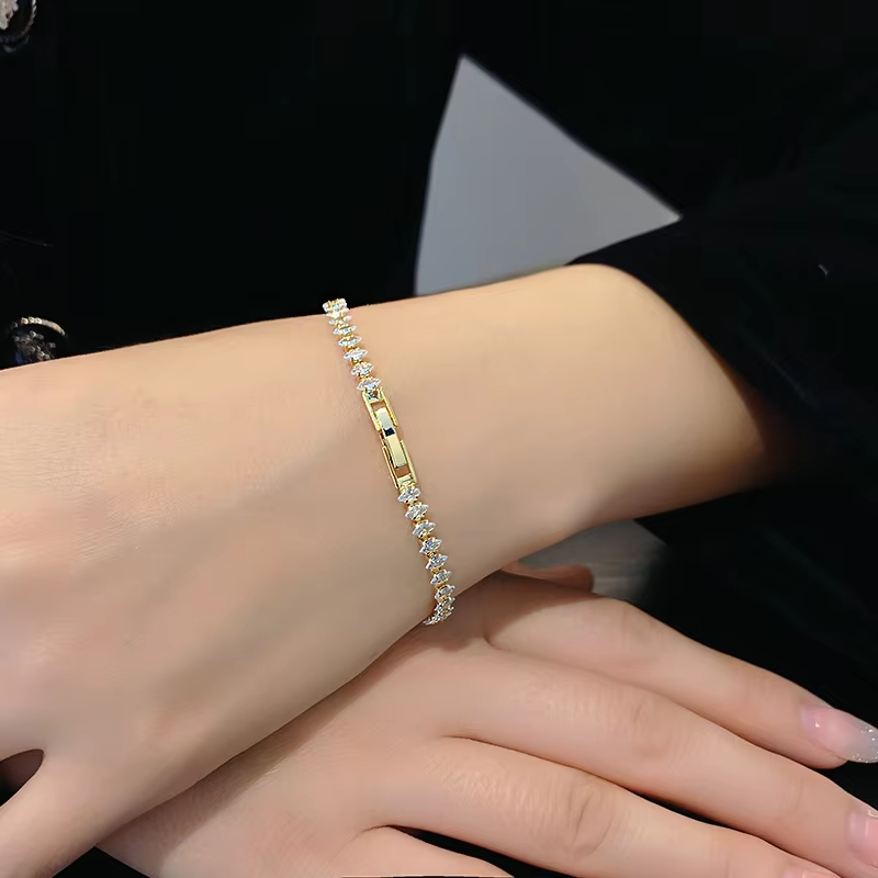 Pulsera Delicada de Oro con Ci - Formal Wear Jewelry For Women reseña y precio